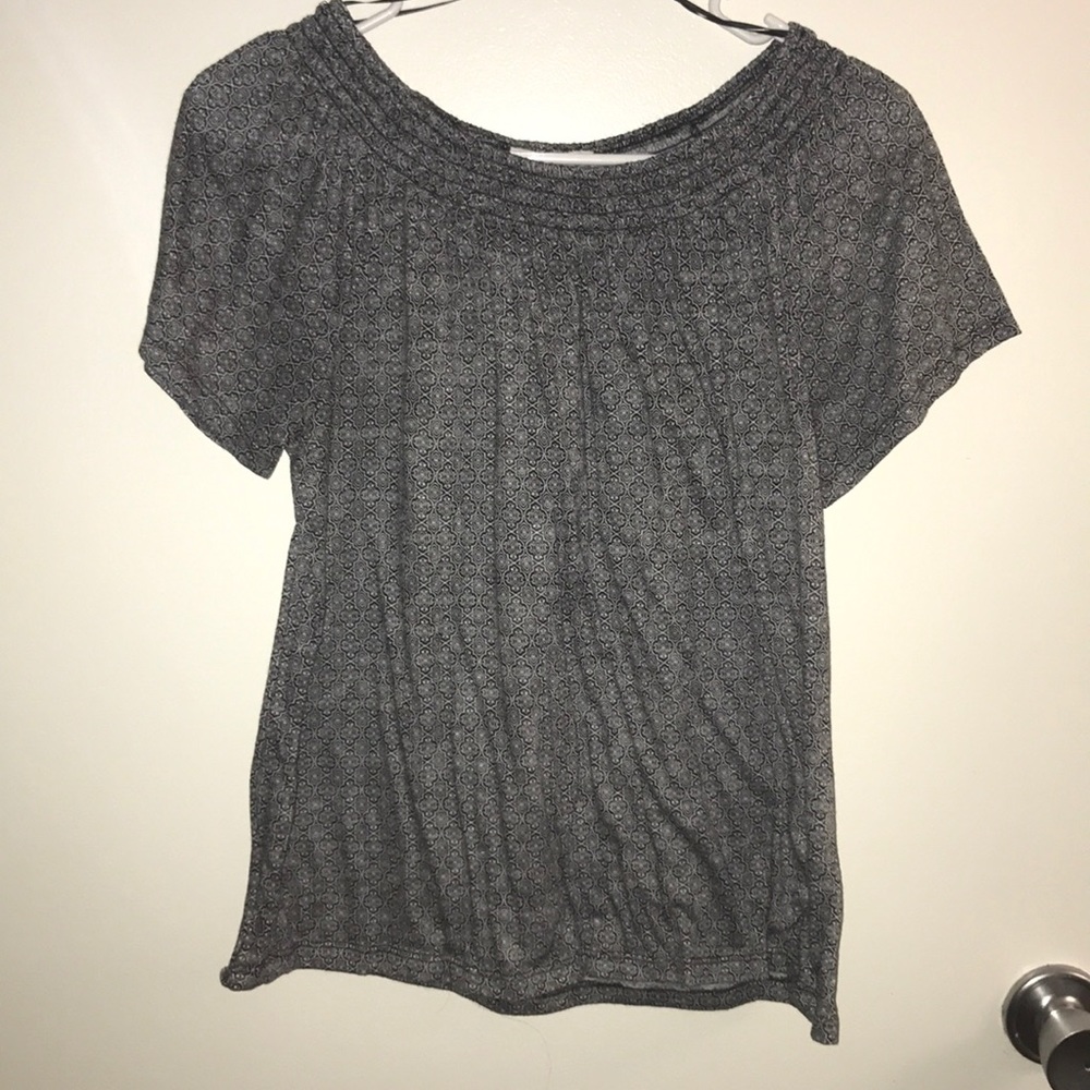 Dana Buchman lounge shirt size S